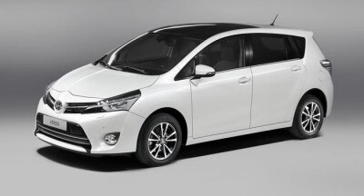 2014 Toyota Verso 1.6 132 PS Premium Navi Araba kullananlar yorumlar